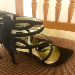 Black suede pointy toe heels